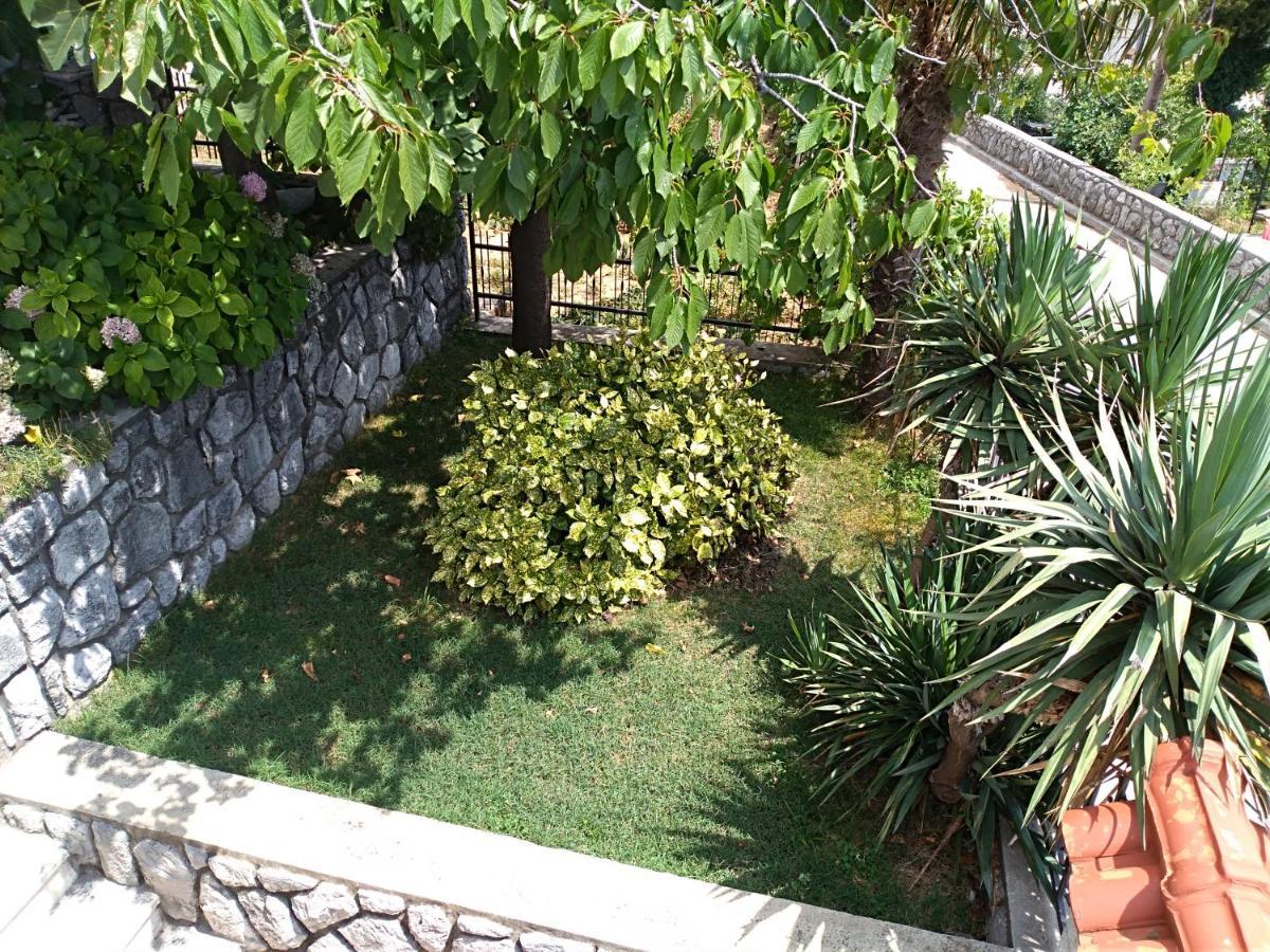 Apartment Mediterranean Garden Rijeka Exterior photo
