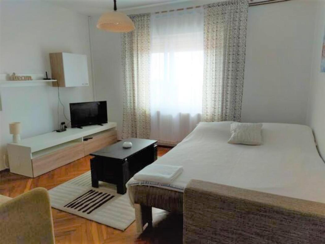 Apartment Mediterranean Garden Rijeka Exterior photo